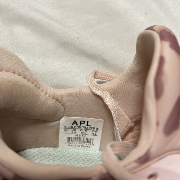APL" TechLoom Tracer Sneakers -Pink - Picture 13 of 13